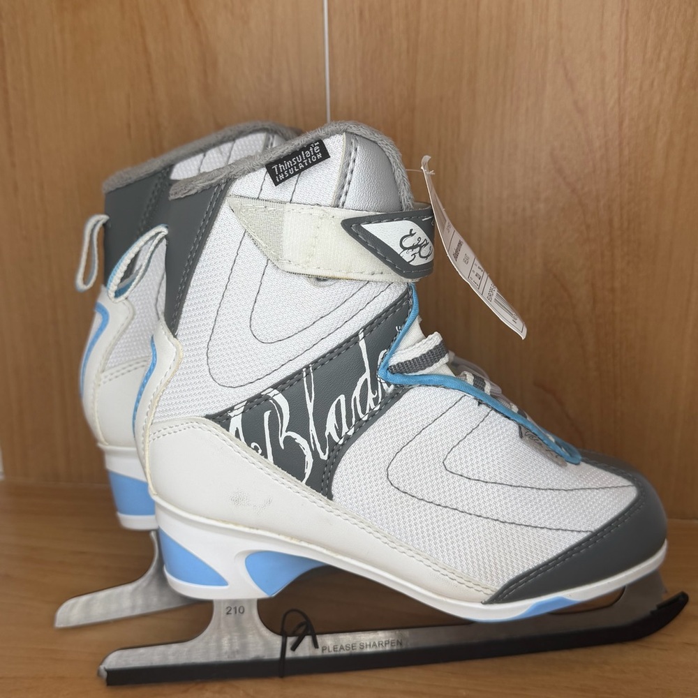 Bladerunner Vela XT Woman’s Figure Skates Size 5